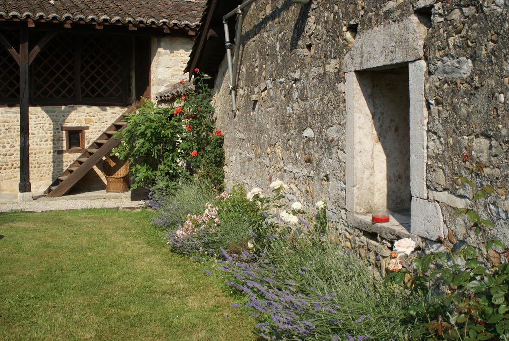 Le Moulin De Champagne Viriat Exterior foto